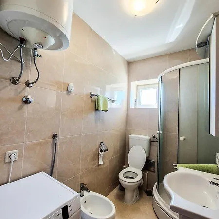 Apartment Bolanca